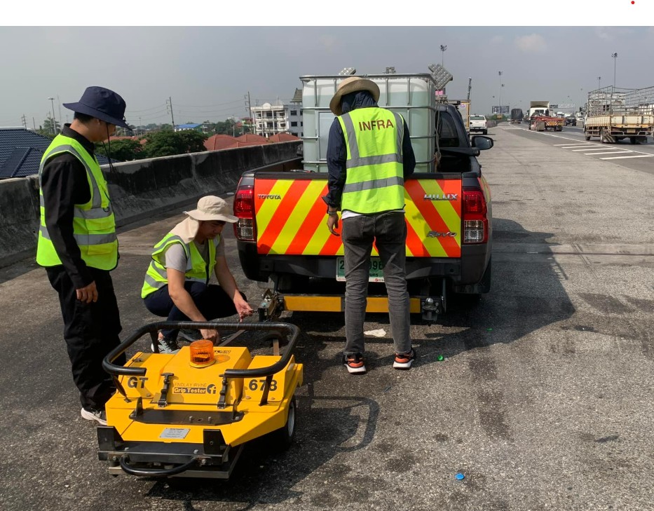 line_oa_chat_251003_160646_group_1