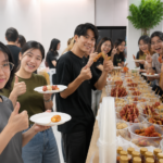บริษัทฯ จัดเลี้ยงอาหารว่างพนักงาน เสริมสร้างความสัมพันธ์ในองค์กร